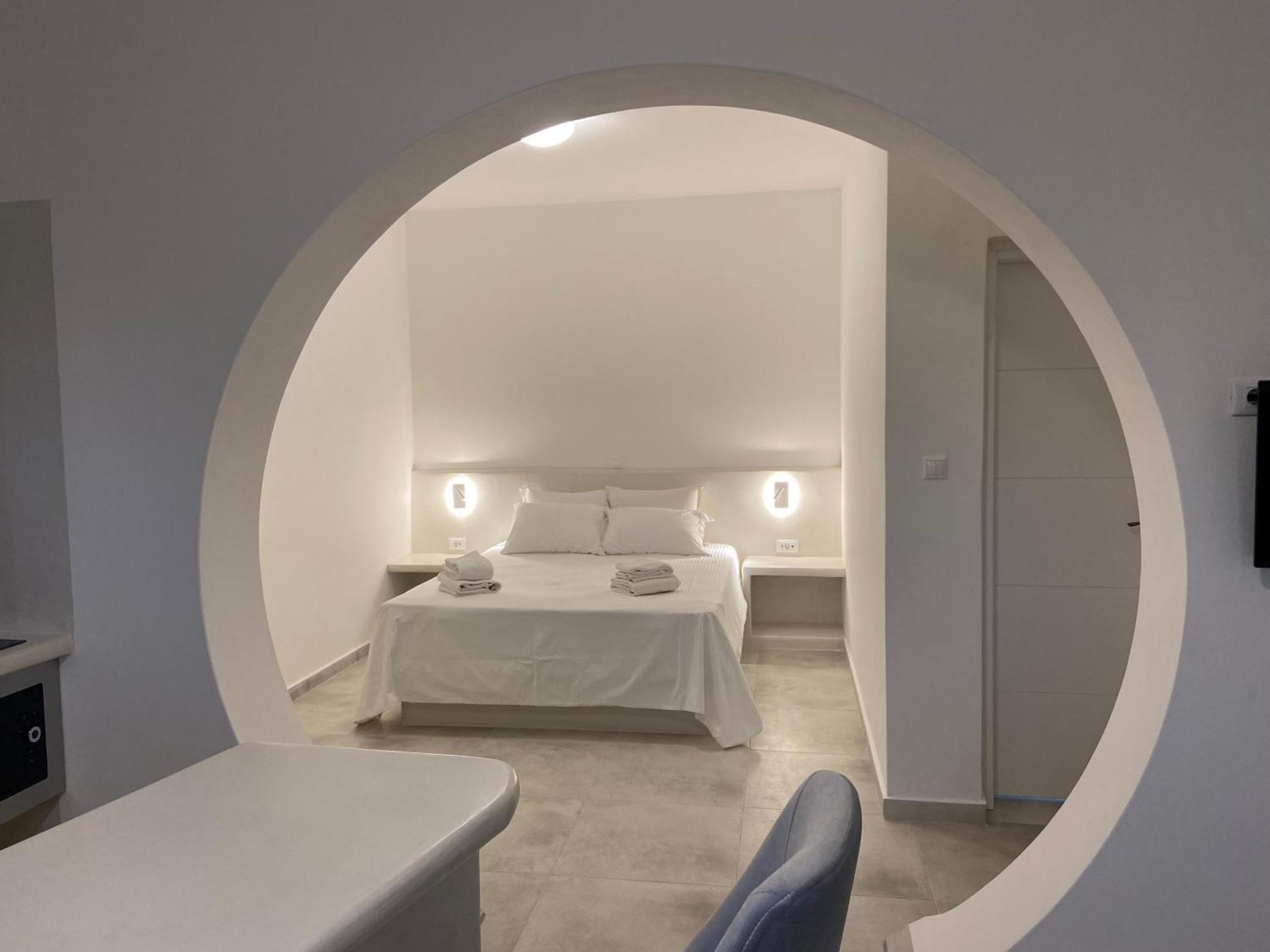 Ena Suites Santorini Pyrgos Kallistis Luaran gambar